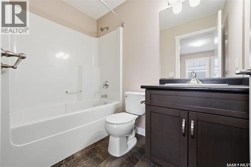 560 Pringle Crescent, Saskatoon, SK - Indoor Photo Showing Bathroom