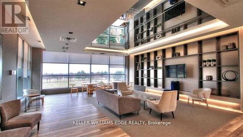 901 - 4633 Glen Erin Drive, Mississauga, ON - Indoor