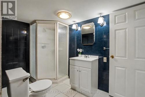 111 First Avenue, Cambridge, ON - Indoor Photo Showing Bathroom