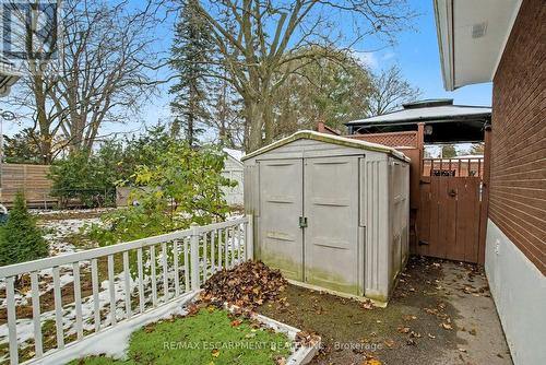 111 First Avenue, Cambridge, ON - Outdoor