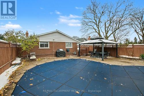 111 First Avenue, Cambridge, ON - Outdoor