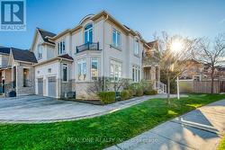 1254 JEZERO CRESCENT  Oakville, ON L6H 0B5