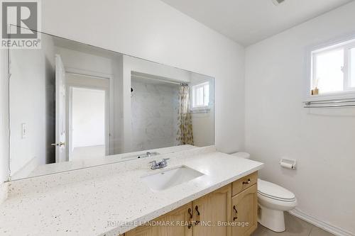 108 Sunway Square, Markham, ON - Indoor Photo Showing Bathroom
