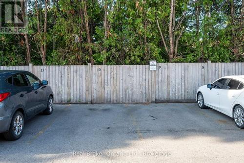 303 - 1212 Fennell Avenue E, Hamilton (Huntington), ON - 