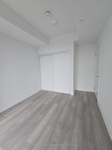 722-1007 The Queensway N/A, Toronto, ON - Indoor Photo Showing Other Room