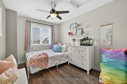 118 Parkinson Crescent, Orangeville, ON - Indoor Photo Showing Bedroom