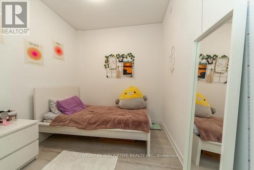 221 - 681 Yonge Street, Barrie, ON - Indoor Photo Showing Bedroom