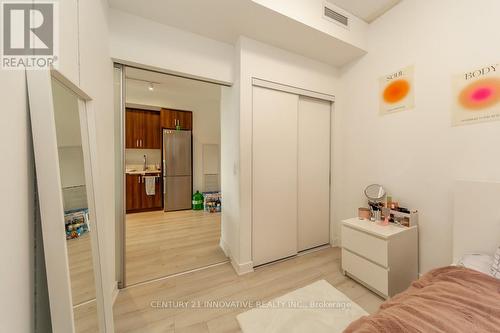 221 - 681 Yonge Street, Barrie, ON - Indoor