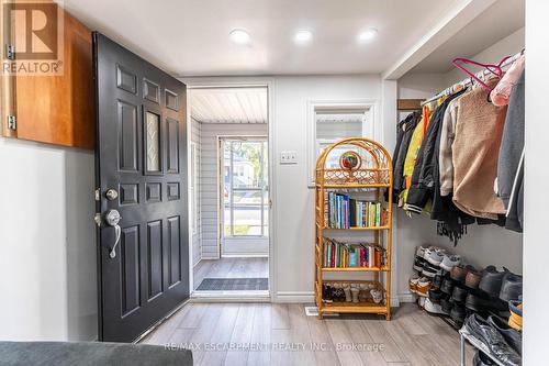 284 Paling Avenue, Hamilton, ON - Indoor