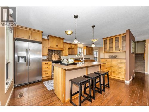 2916 Allenby Way, Vernon, BC - Indoor Photo Showing Kitchen