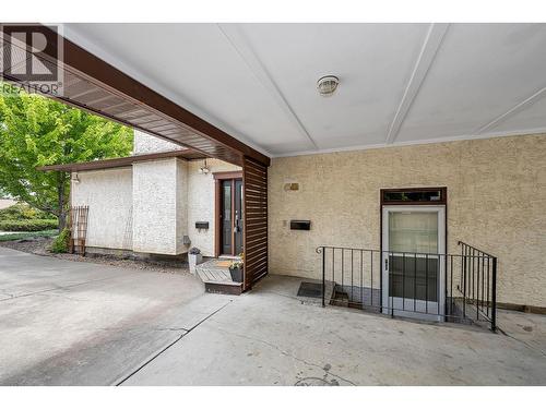 2916 Allenby Way, Vernon, BC - Outdoor With Exterior