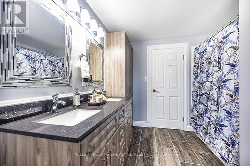 416 Mayfair Avenue, Oshawa (Centennial), ON - Indoor Photo Showing Bathroom