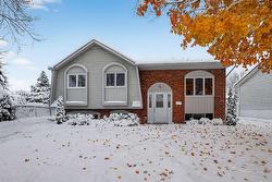 420 Rue Van Horne  Saint-Bruno-De-Montarville, QC J3V 4Z4