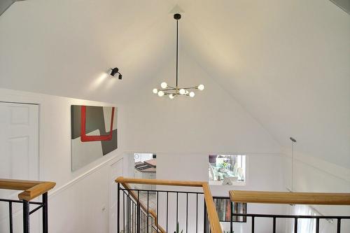 Escalier - 1805 Boul. Malcolm-Fraser, La Malbaie, QC - Indoor Photo Showing Other Room