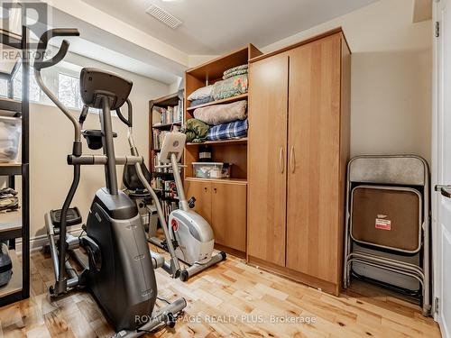 1885 Hindhead Road, Mississauga, ON - Indoor Photo Showing Gym Room