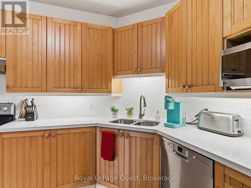 160 14 Concession W, Tiny, ON - Indoor Photo Showing Kitchen With Double Sink