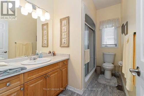 3 Fir Drive, Clarington, ON - Indoor Photo Showing Bathroom