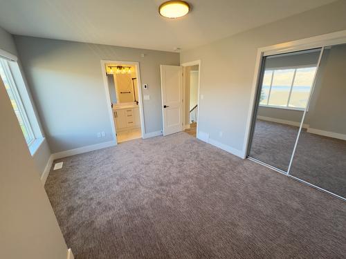 18-130 Colebrook Rd Road, Kamloops, BC - Indoor Photo Showing Other Room