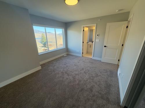 18-130 Colebrook Rd Road, Kamloops, BC - Indoor Photo Showing Other Room