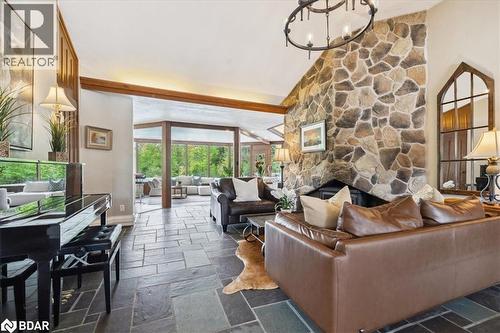 10632 Fifth Line, Milton, ON - Indoor