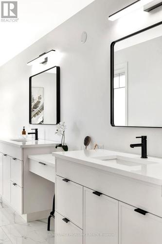 18 Raycroft Drive, Belleville (Thurlow Ward), ON - Indoor Photo Showing Bathroom