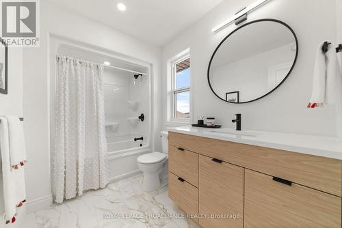 18 Raycroft Drive, Belleville (Thurlow Ward), ON - Indoor Photo Showing Bathroom
