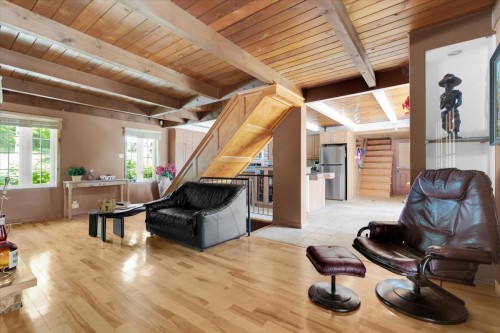 Cuisine - 925 Ch. Du Lac, Saint-Sauveur, QC - Indoor Photo Showing Kitchen