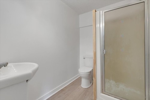 Hall d'entrée/Vestibule - 925 Ch. Du Lac, Saint-Sauveur, QC - Indoor Photo Showing Other Room