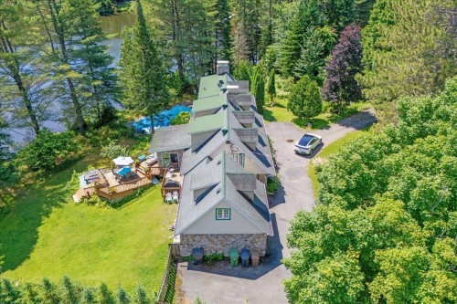 Stationnement - 925 Ch. Du Lac, Saint-Sauveur, QC - Outdoor