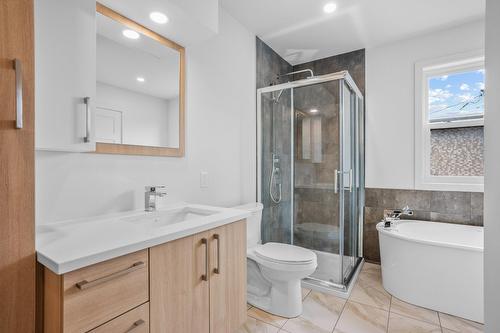 Bathroom - 2-836 Rue Principale, Saint-Amable, QC - Indoor Photo Showing Bathroom