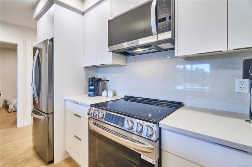 105-45 Haliburton St, Nanaimo, BC - Indoor Photo Showing Kitchen