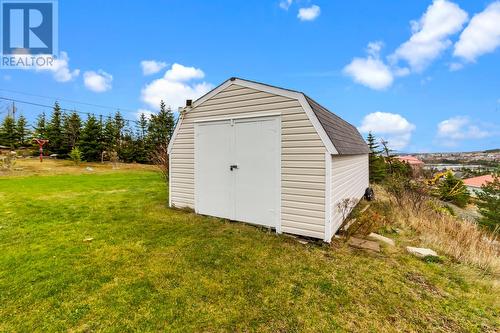 10 Sheppard Place, Paradise, NL - Outdoor