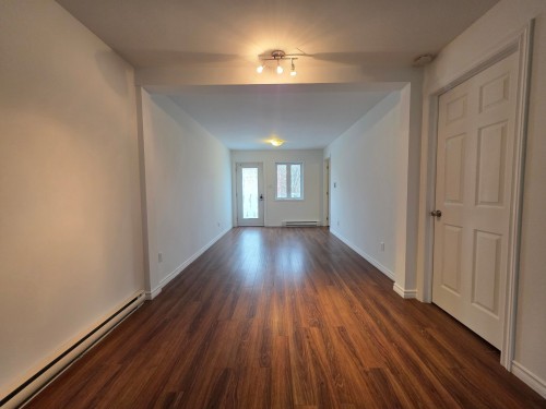 Autre - 5763 Rue Beaulieu, Montréal (Le Sud-Ouest), QC - Indoor Photo Showing Other Room