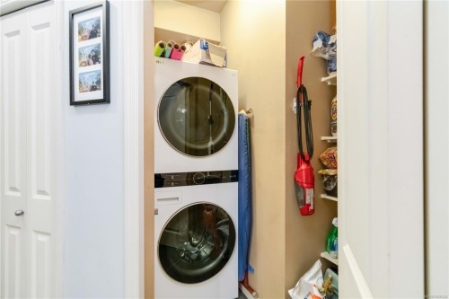 201-821 Goldstream Ave, Langford, BC - Indoor Photo Showing Laundry Room