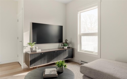 7-2538 Shelbourne St, Victoria, BC 