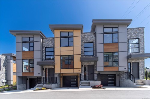 13-4253 Dieppe Rd, Saanich, BC 