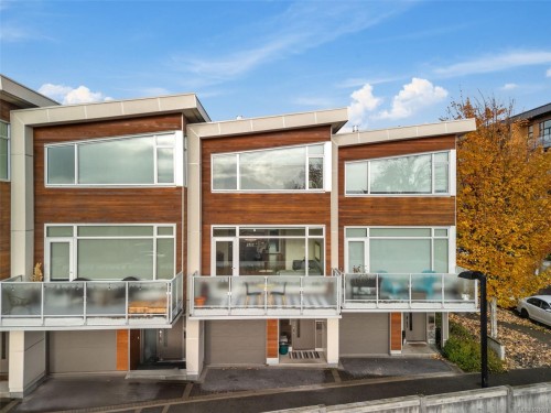 4-2830 Irma St, Victoria, BC 