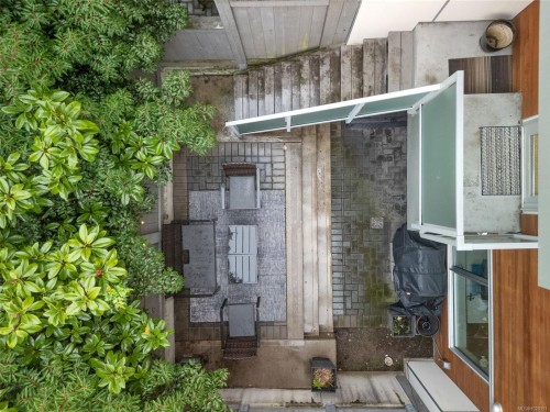 4-2830 Irma St, Victoria, BC 