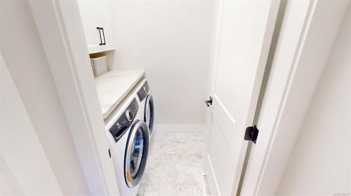 103-1217 Manzanita Pl, Nanaimo, BC 