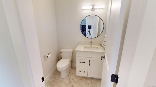 103-1217 Manzanita Pl, Nanaimo, BC 