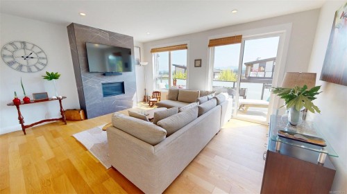 103-1217 Manzanita Pl, Nanaimo, BC 