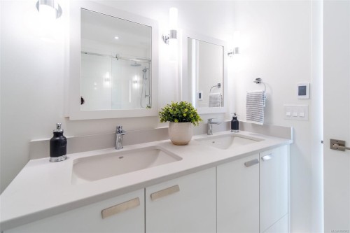 14-4253 Dieppe Rd, Saanich, BC 