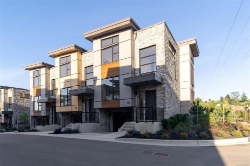 14-4253 Dieppe Rd, Saanich, BC 