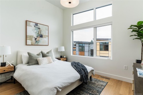 32-4253 Dieppe Rd, Saanich, BC 