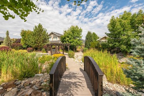 11-1960 Klo Road, Kelowna, BC - Outdoor