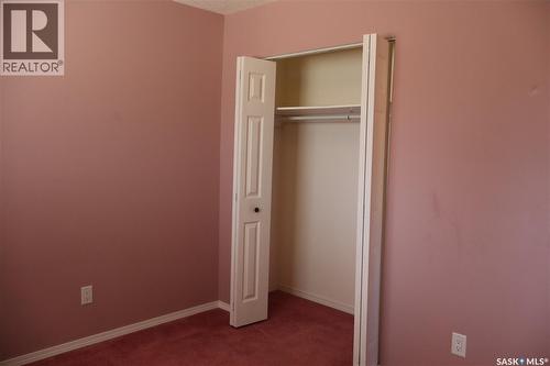 602 Centre Street, Assiniboia, SK - Indoor