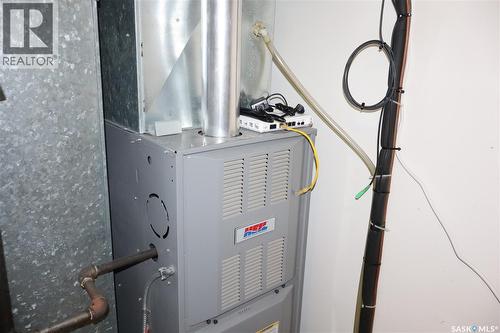 602 Centre Street, Assiniboia, SK - Indoor Photo Showing Basement
