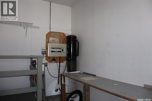 602 Centre Street, Assiniboia, SK - Indoor