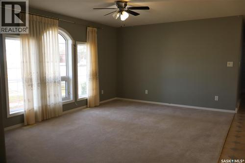 602 Centre Street, Assiniboia, SK - Indoor Photo Showing Other Room