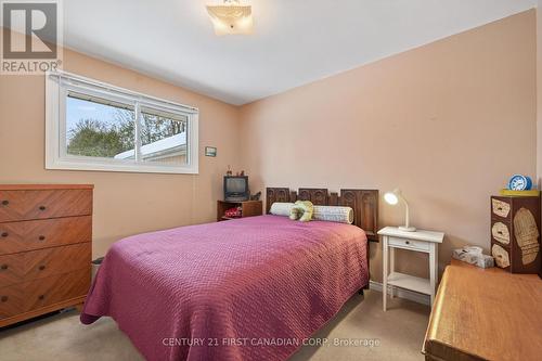58 Scotchmere Crescent, London South (South X), ON - Indoor Photo Showing Bedroom